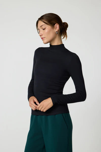MPG Women's 90s Mock Neck